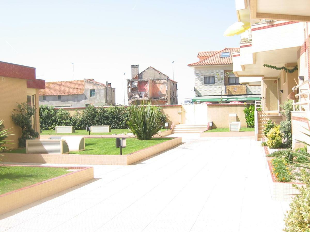 Barramares 4 Apartment โอวาร์ ภายนอก รูปภาพ